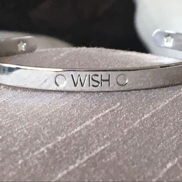 Silver Tone Wish Adjustable Bracelet NWT - Picture 1 of 7